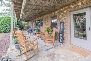 244 Columbine Ln, Galax, VA 24333 - Photo 8