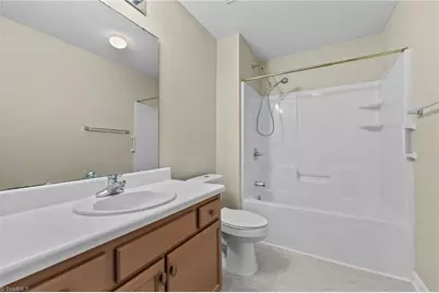7153 W Friendly Avenue #D, Greensboro, NC 27410 - Photo 12
