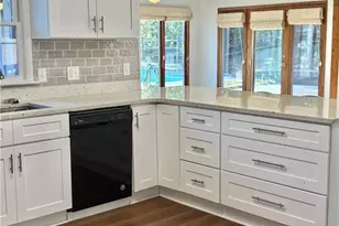 453 Ledford Cir, High Point, NC 27265 - Photo 12