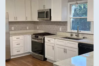 453 Ledford Circle, High Point, NC 27265 - Photo 8