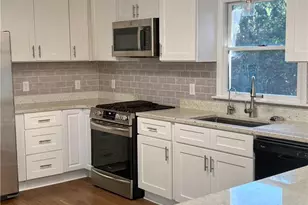 453 Ledford Cir, High Point, NC 27265 - Photo 8