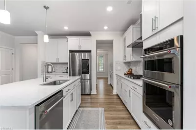 8867 Bakersfield Drive, Kernersville, NC 27284 - Photo 14