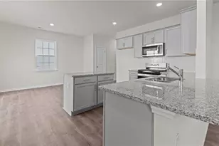 3023 Middle Creek Ln, Greensboro, NC 27405 - Photo 10