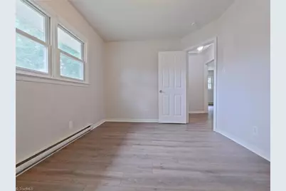 3402 Wichita Place, Greensboro, NC 27405 - Photo 6