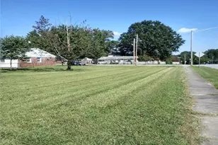 1528 Graves Ave, High Point, NC 27260 - Photo 1