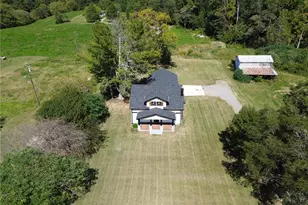 1826 N Oak Ridge Church Rd, Yadkinville, NC 27055 - Photo 2