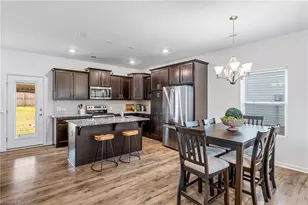 209 Rangeland Pl, Greensboro, NC 27405 - Photo 6