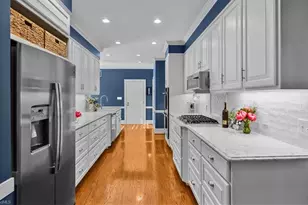 2 St Augustine Square, Greensboro, NC 27408 - Photo 8