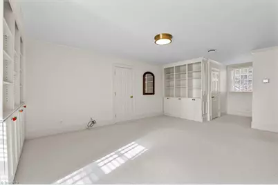 2 Saint Augustine Square, Greensboro, NC 27408 - Photo 36