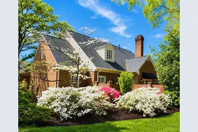 2 Saint Augustine Square, Greensboro, NC 27408 - Photo 2