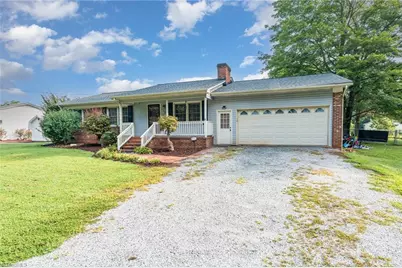 1121 Hub Morris Road, Asheboro, NC 27317 - Photo 2