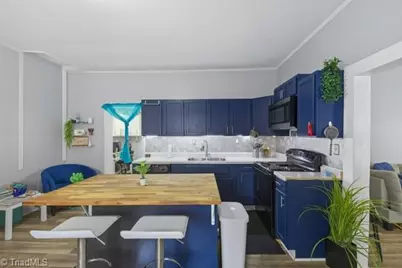 815 Milton Street, Greensboro, NC 27403 - Photo 6