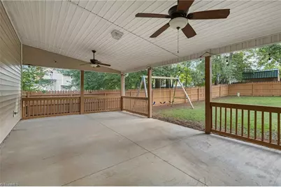 3815 Pineway Drive, Greensboro, NC 27405 - Photo 26