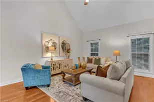 110 Deerfield Pl, Archdale, NC 27263 - Photo 6