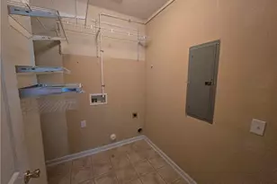 3015 Winston Dr, Burlington, NC 27215 - Photo 26