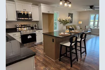 30 Culbreth Avenue, Thomasville, NC 27360 - Photo 6