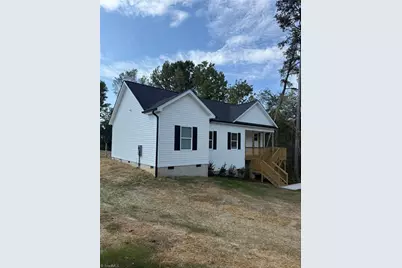 2032 Nc Highway 62 W, Burlington, NC 27215 - Photo 2