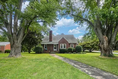 1000 Sykes Avenue, Greensboro, NC 27405 - Photo 2