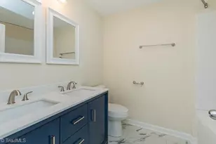 206 Abbotts Ave, Lexington, NC 27292 - Photo 22