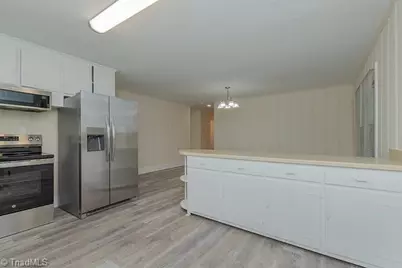 206 Abbotts Avenue, Lexington, NC 27292 - Photo 2