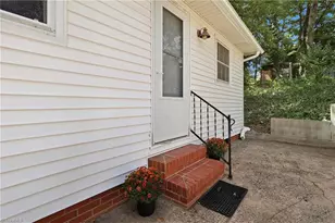 526 Ashland Dr, Greensboro, NC 27403 - Photo 26