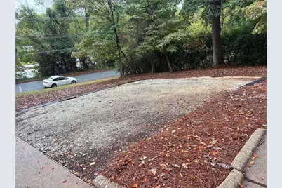 526 Ashland Drive, Greensboro, NC 27403 - Photo 34