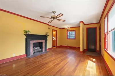 526 Ashland Drive, Greensboro, NC 27403 - Photo 4