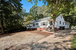 526 Ashland Dr, Greensboro, NC 27403 - Photo 32