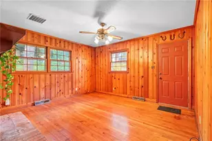 526 Ashland Dr, Greensboro, NC 27403 - Photo 24