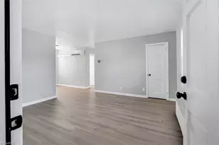 1700 Roslyn Dr, Burlington, NC 27215 - Photo 8