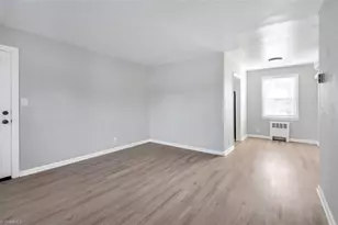 1700 Roslyn Dr, Burlington, NC 27215 - Photo 1