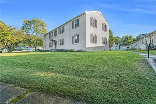 1700 Roslyn Dr, Burlington, NC 27215 - Photo 2