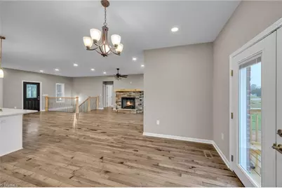 130 Oak Pointe Lane, Wilkesboro, NC 28697 - Photo 14