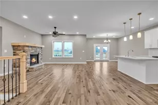 130 Oak Pointe Ln, Wilkesboro, NC 28697 - Photo 8