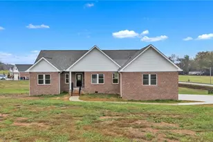 130 Oak Pointe Ln, Wilkesboro, NC 28697 - Photo 44