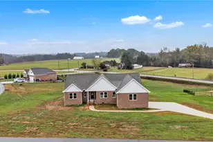130 Oak Pointe Ln, Wilkesboro, NC 28697 - Photo 42