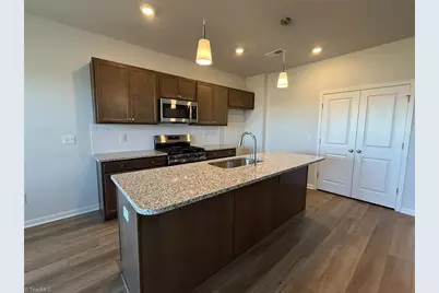 172 Candytuft Court, Lexington, NC 27295 - Photo 4