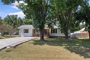 2616 Ingram Rd, High Point, NC 27263 - Photo 4