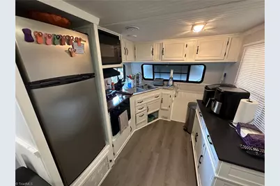 110 Meadowview Circle, New London, NC 28127 - Photo 8