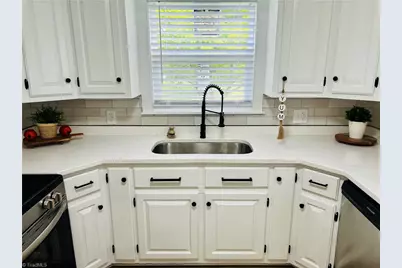 130 Greenway Drive, Mount Airy, NC 27030 - Photo 8