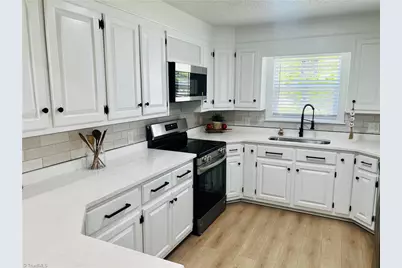 130 Greenway Drive, Mount Airy, NC 27030 - Photo 6