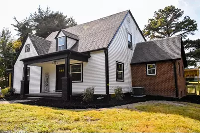 130 Greenway Drive, Mount Airy, NC 27030 - Photo 2