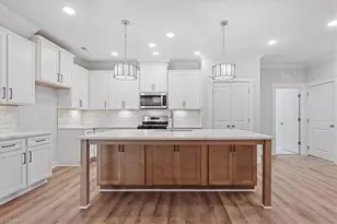 1115 Nantucket Dr, Mebane, NC 27302 - Photo 2