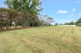 2190 Lindsey Bridge Rd, Madison, NC 27025 - Photo 46