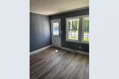 101 S Branch Street, Reidsville, NC 27320 - Photo 6