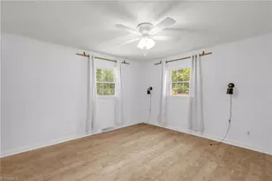 702 Cedar Ln, Reidsville, NC 27320 - Photo 16