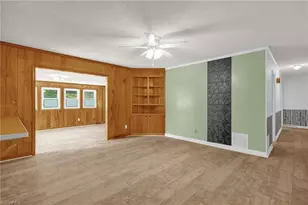 702 Cedar Ln, Reidsville, NC 27320 - Photo 8