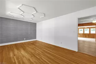 702 Cedar Ln, Reidsville, NC 27320 - Photo 2