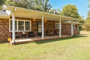 702 Cedar Ln, Reidsville, NC 27320 - Photo 28