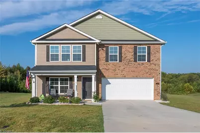 229 Rebecca Avenue, Lexington, NC 27295 - Photo 2